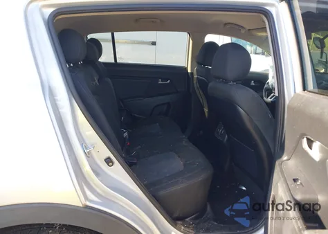 2016 Kia Sportage Lx z USA, uszkodzony, nr VIN KNDPBCAC1G7871624